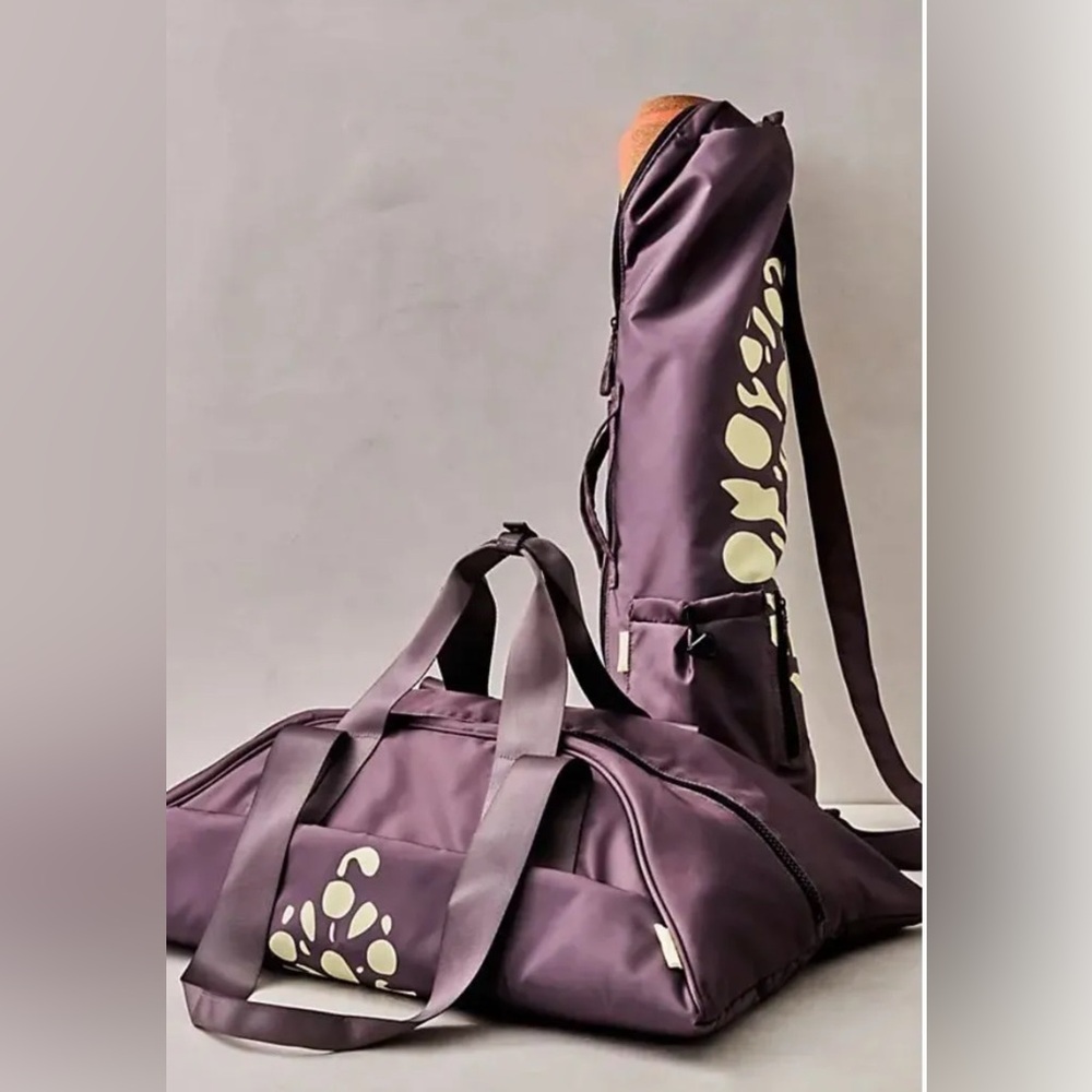 Women's Purple Duffel Bag with Floral Accent - Picture 7 of 7